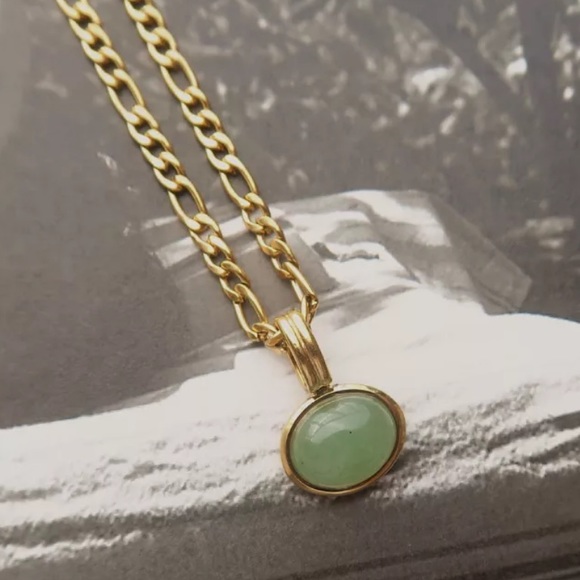 Oval pendant necklace - Picture 4 of 4